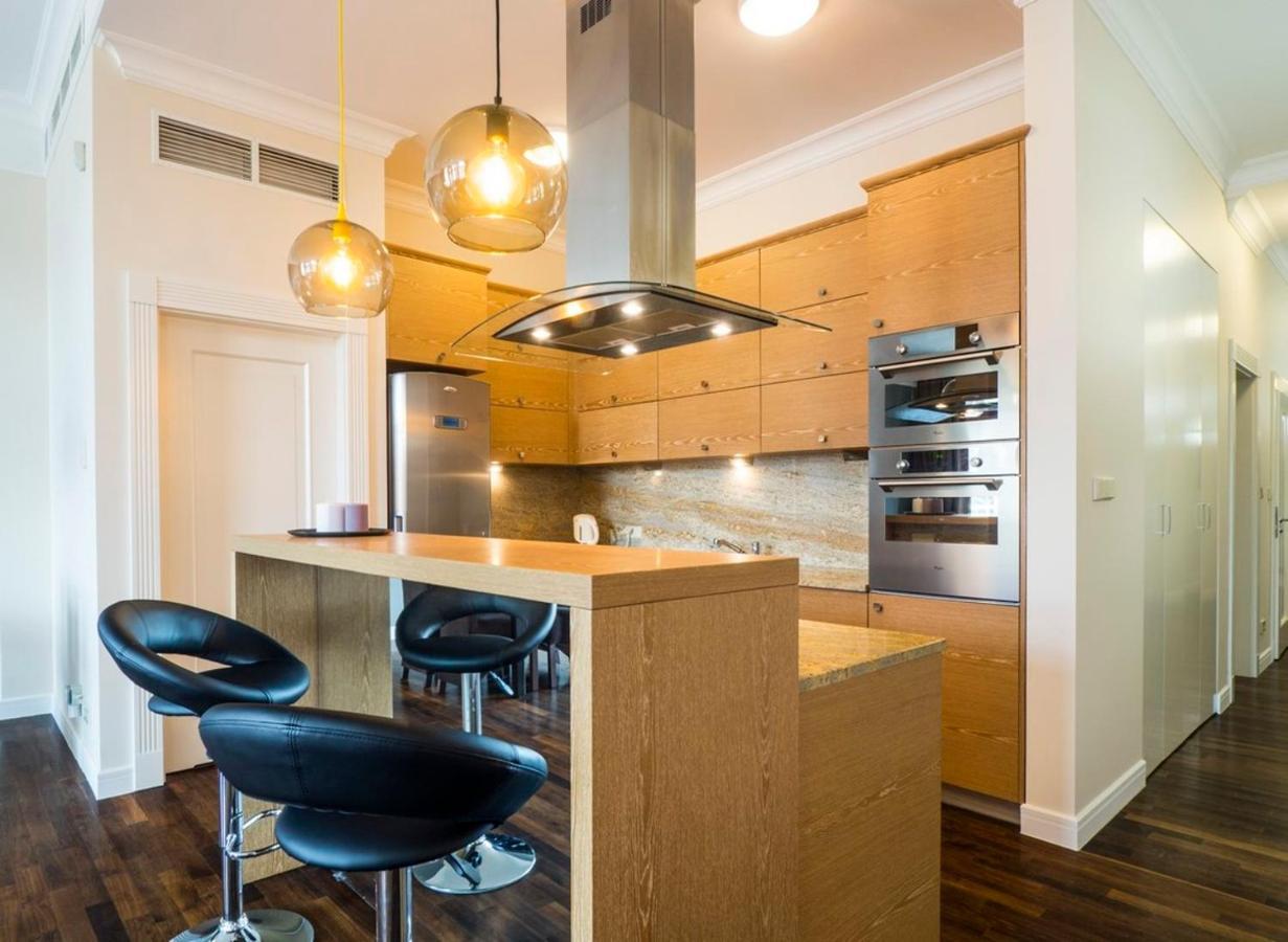 Majestic Residence -150M2 With Iconic Market Square View As Home Apartamenty R506 Wroclaw Ngoại thất bức ảnh